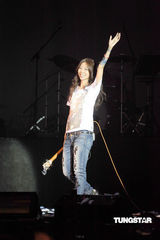 高清组图：陈绮贞个唱香港落幕 音乐精灵气质逼人