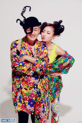 组图：包贝尔包文婧甜蜜牵手 花花世界初体验