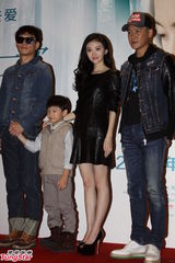 组图：《新妈妈》上海首映 陆毅与角色有共鸣