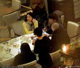 组图：王菲终摘婚戒 传复出身价达千万