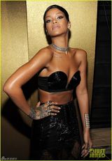 组图：全美奖颁奖现场 水果姐扮艺妓钱妞扯胸