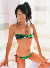 组图：女星川村由纪大尺度写真 被誉日本张柏芝