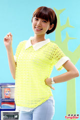 组图：炎亚纶为郭雪芙做心肺复苏 遭粉丝威胁