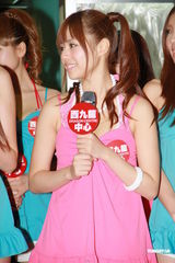 组图：吉泽明步苍井空等香港热舞 下一站台湾巡演