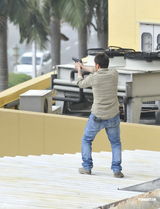 高清图：周杰伦闹市展开枪战 焦点人物谢霆锋未现身