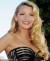 组图：布莱克性感亮相《野蛮人》洛杉矶首映