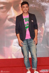 组图：《逃出生天3D>》首映 青云古仔有默契