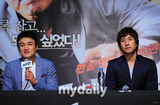 组图：朴重勋李善均出席新片《逮捕王》媒体试映会