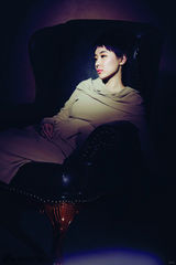 高清图：霍思燕登杂志封面 尝试短发造型摩登靓丽