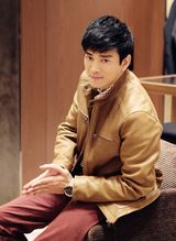 组图：陈晓东曝秋冬写真 气质优雅俊朗帅气