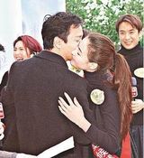 张柏芝张国荣珍贵合影忆逝水年华(图)