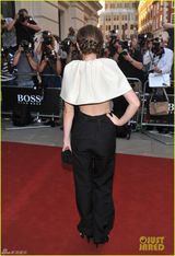 组图：赫敏艾玛沃特森性感小抹胸险露半球