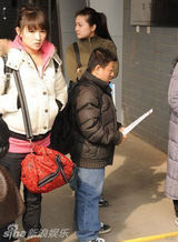 幻灯图：北京电影学院招生 众美女考生现身