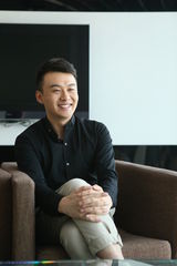 组图：《天使降临》主创做客 刘涛李晨床戏尴尬