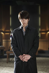 高清图：张赫主演韩法庭惊悚片《委托人》剧照曝光