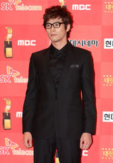 高清图：元彬等出席第8届大韩民国电影大奖颁奖礼