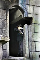 高清图：《追捕》雨雪终极决战 海清变身狙击手