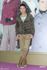 组图：胡杏儿宣传新剧 张智霖与谢天华“对打”