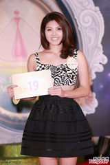 组图：20位候选港姐首晤传媒 佳丽现场展风姿