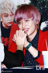 组图：韩团TEENTOP举行新专辑粉丝签名会