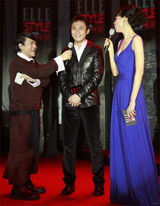 幻灯图集：刘烨王珞丹获殊荣 海润明星闪耀盛典