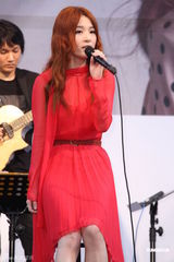 组图：田馥甄台北庆功新专辑 12月将办个唱