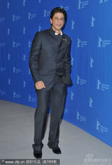 幻灯：《我的名字叫可汗》亮相 印度影帝携女伴出席