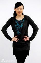 幻灯：李琳演都市女强人 百变造型时尚抢眼