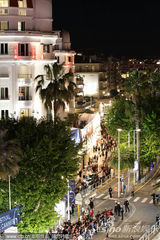 幻灯图集：《日照重庆》戛纳首映 王小帅获最高礼遇