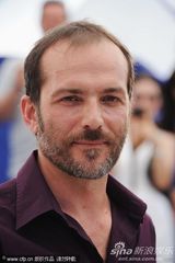 高清图：《安纳托利亚往事》发布会 Nihan扮可爱