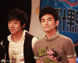 幻灯图：张晓晨《胜利百分百》挑战点球 酷爽游戏王