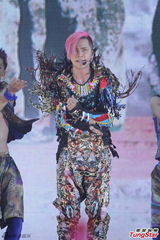 组图：罗志祥红馆热力开唱 罗妈亮相林志颖助阵