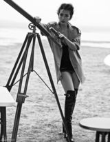 组图：李冰冰硬朗造型登封面 豹纹野性妆容冷冽