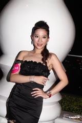 组图：白歆惠汪圆圆出席活动 黑白配尽显身材