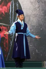 高清组图：韩剧《马医》发布主演韩服亮相