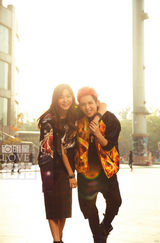 明星爱街拍：UIE&JA韩流来袭 打情骂俏显可爱