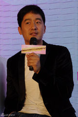 幻灯图：《摇摆de婚约》发布会 新爸爸郭晓冬专一