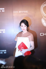 组图：高虎贾青助阵品牌时尚发布会