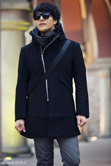 组图：杨金承冬日街拍出炉 身材修长气质出众