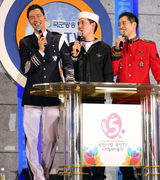 高清图：韩国演艺士兵演唱会 KARA和f(x)到场助兴