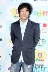 组图：金赛纶出席首尔国际微电影节骨瘦如柴