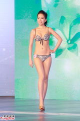 组图：中国小姐香港区三甲出炉现场颁奖