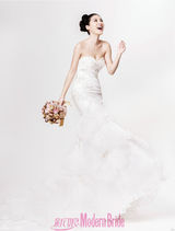 组图：银雪《新娘》大片优雅俏皮两相宜