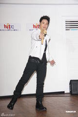 高清：潘玮柏新造型首度曝光 对蔡依林selina有好感