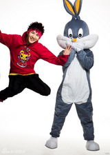 组图：黄伟菁携群星贺新春 许巍周笔畅提前拜年