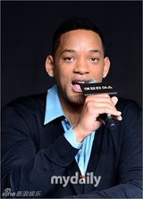 组图：威尔史密斯父子赴韩 想与朴赞郁共进晚餐