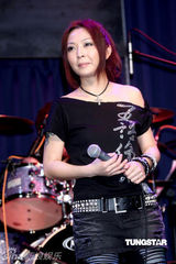 幻灯图：林晓培发专辑劲装亮相 劲歌热舞激情四射