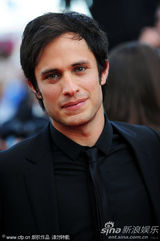 幻灯图集：《人与神》首映 艾曼纽-贝阿捧场