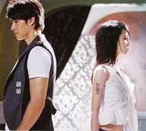 组图：蔡依林携锦荣变装逛夜市 民众学狗仔玩偷拍