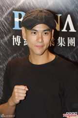 组图：张家辉与彭于晏搞笑接吻 禁妻子拍吻戏